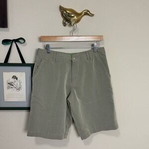 HUGO BOSS Men’s Tan Chino Shorts | Luxury Designer Casual Summer Shorts  Size 30